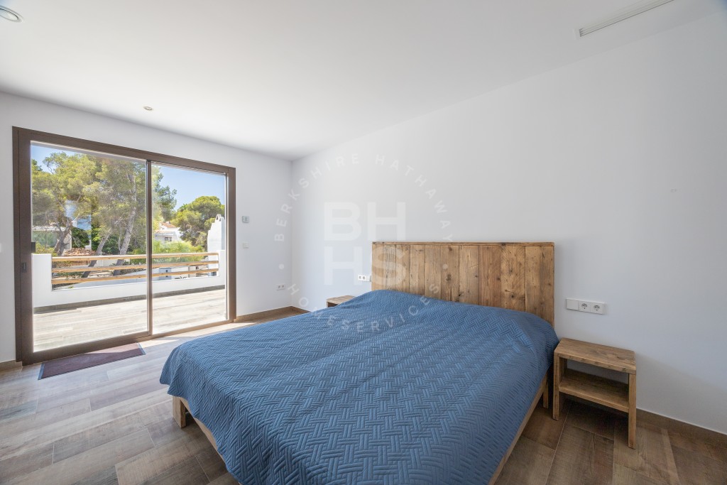 xlarge_CBNAAP862_16429_V0_2DB6