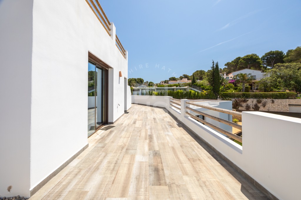 xlarge_CBNAAP862_16434_V0_83F9