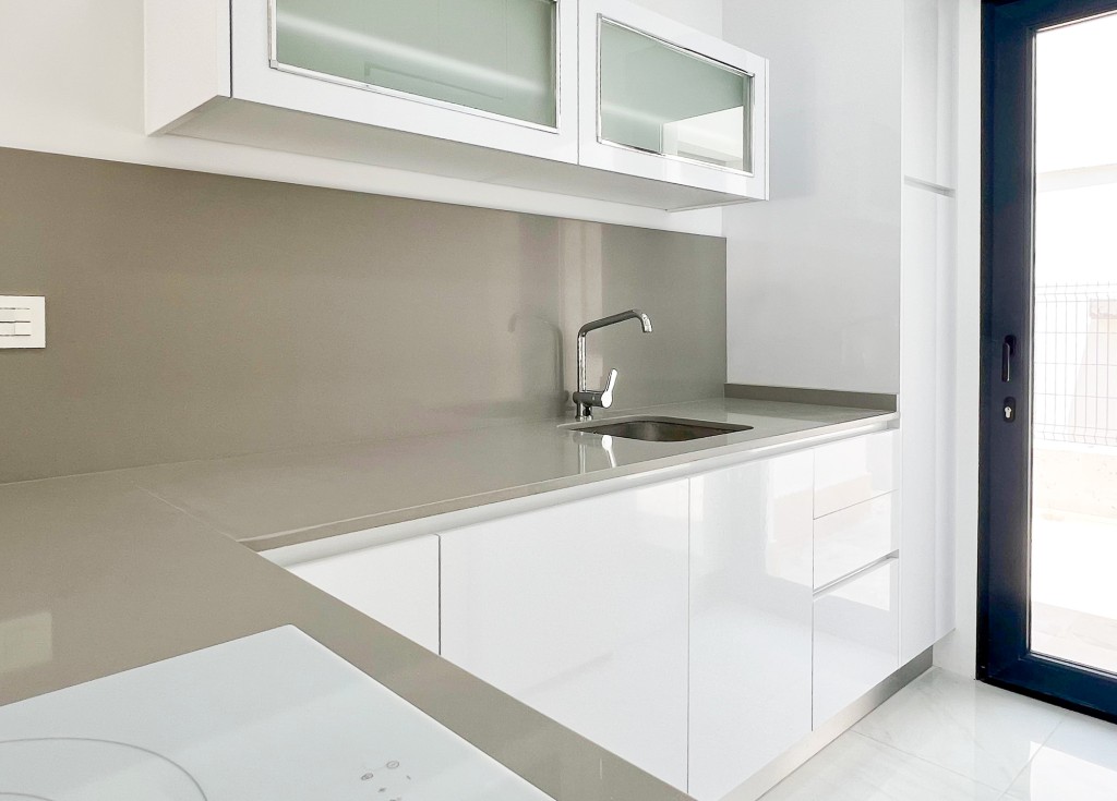 xlarge_CBNAAP1410_49368_V0_0884