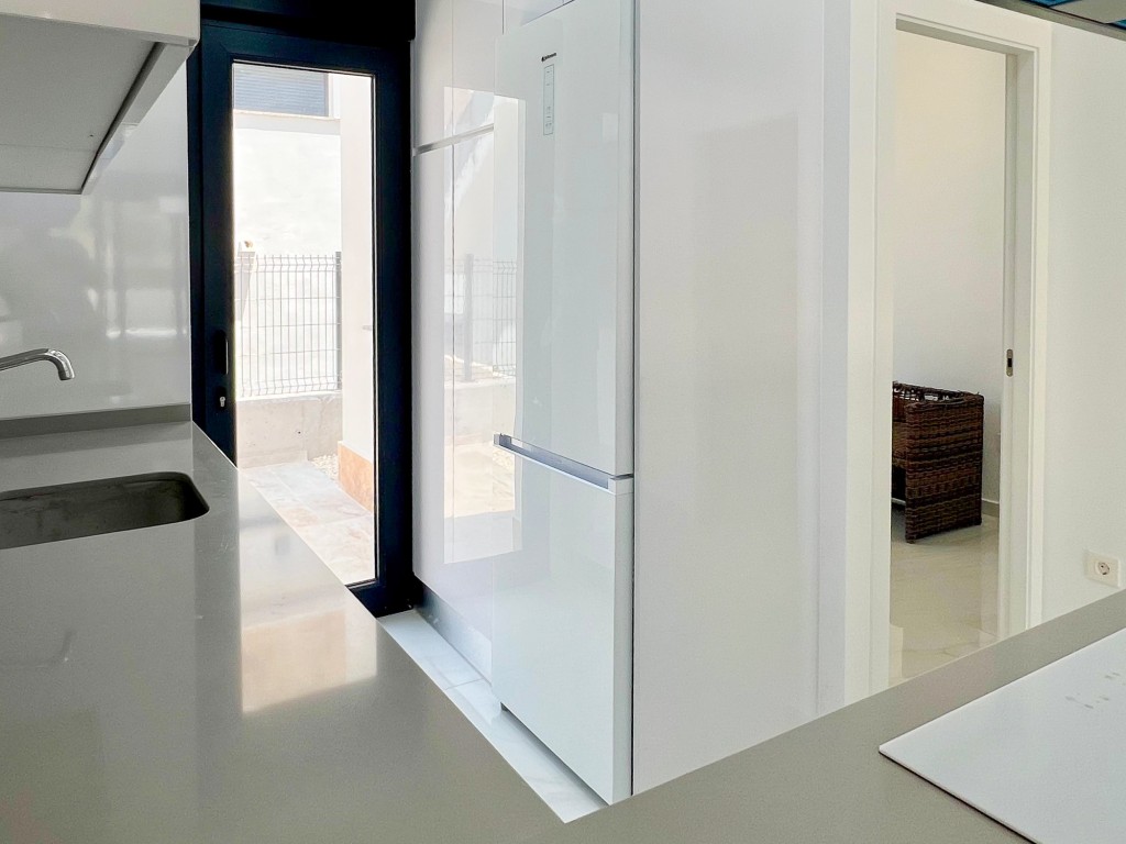 xlarge_CBNAAP1410_49370_V0_268A