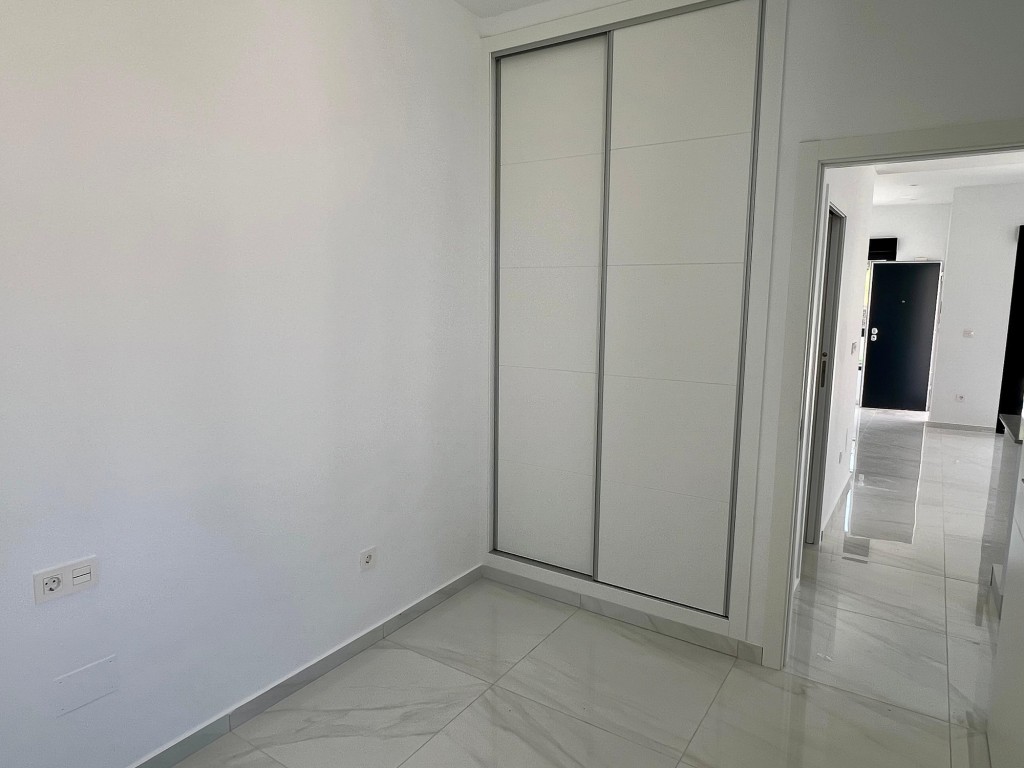 xlarge_CBNAAP1410_49374_V0_11D0