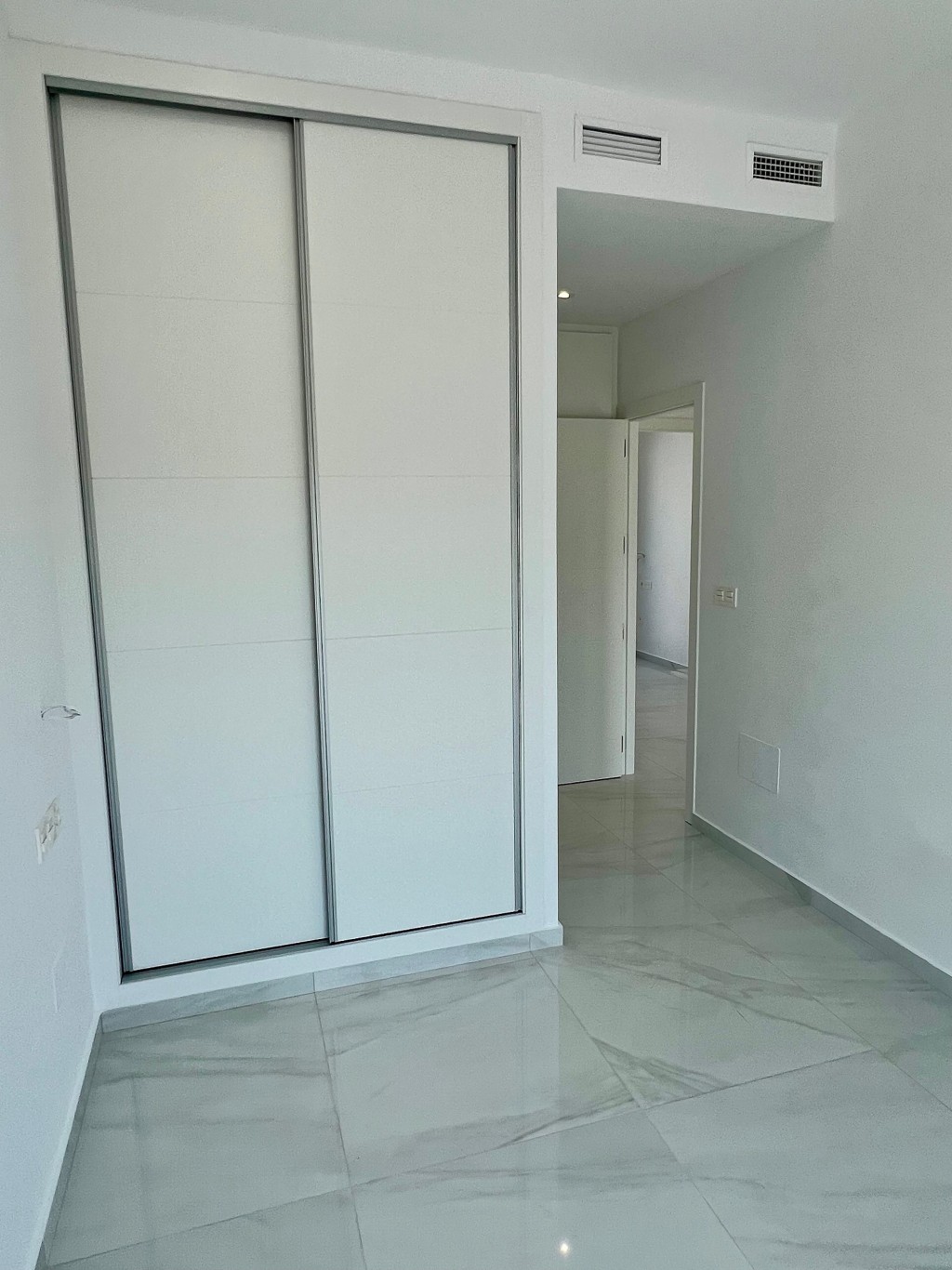 xlarge_CBNAAP1410_49378_V0_BACC