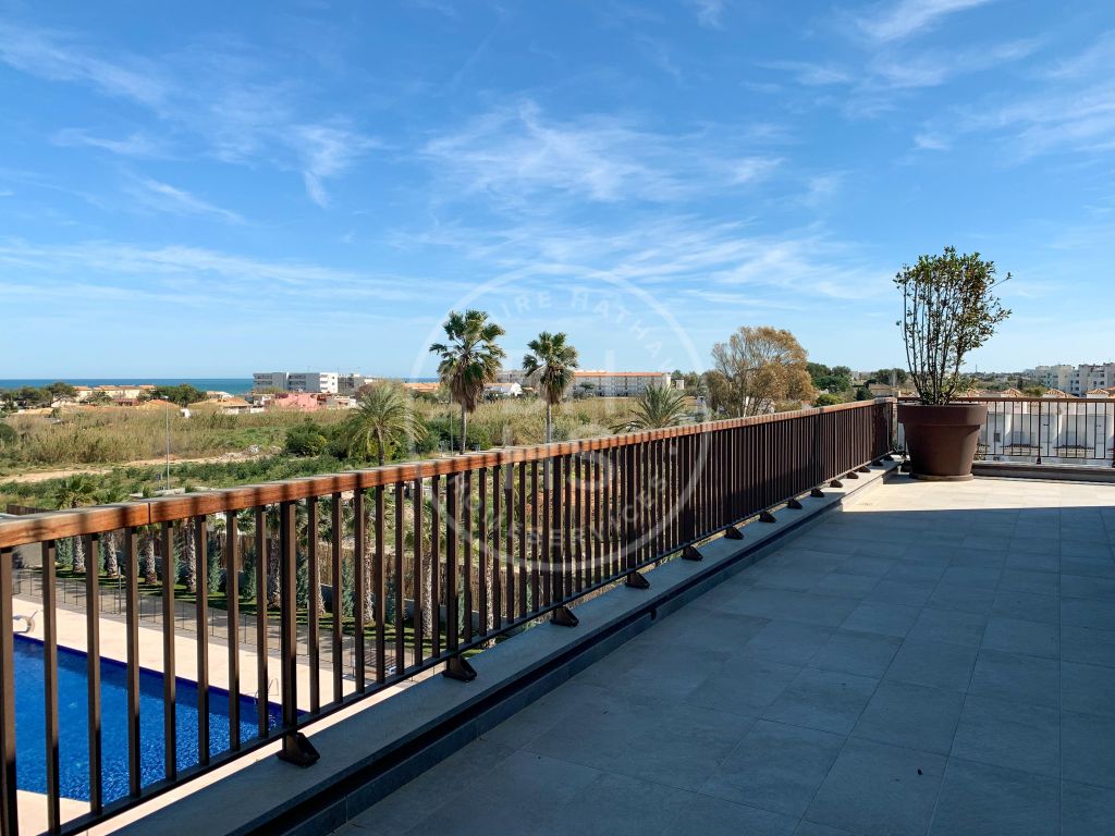 xlarge_CBNAAP142_1989_V0_600F