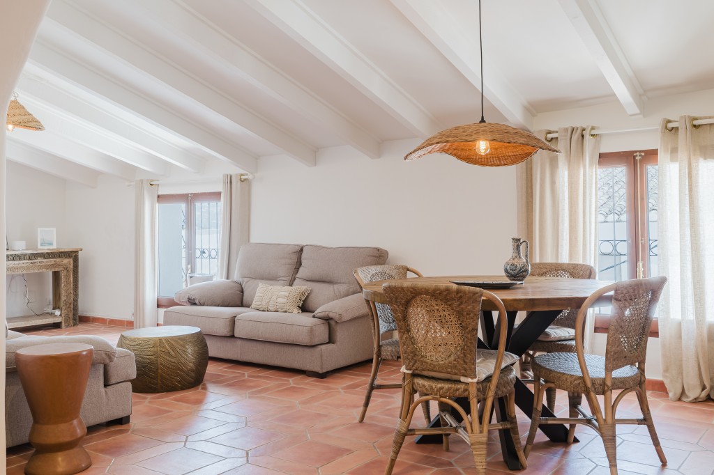 xlarge_CBNAAP1614_41091_V0_70F1