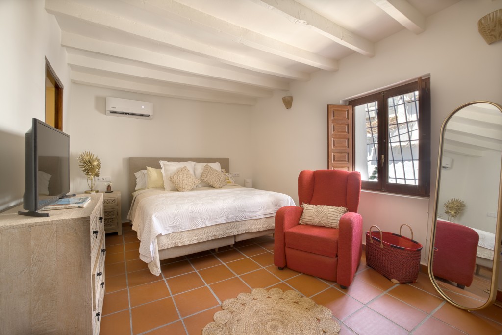 xlarge_CBNAAP1614_41103_V0_B173