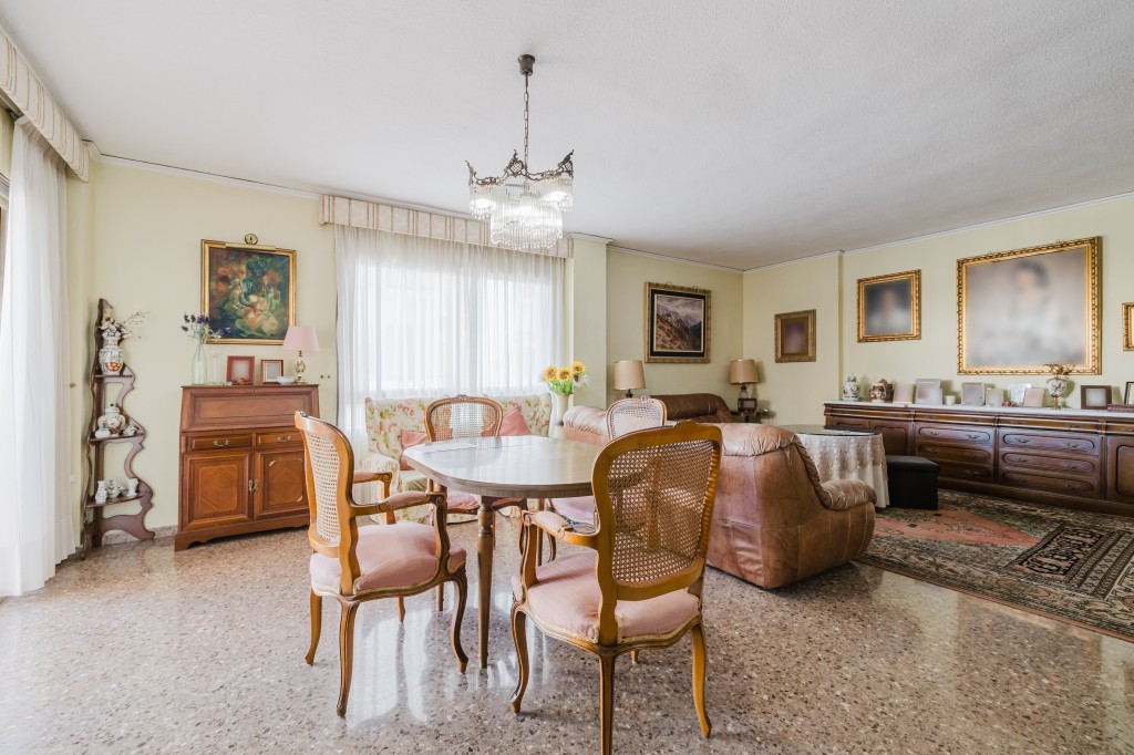 xlarge_CBNAAP1748_46620_V0_14E7