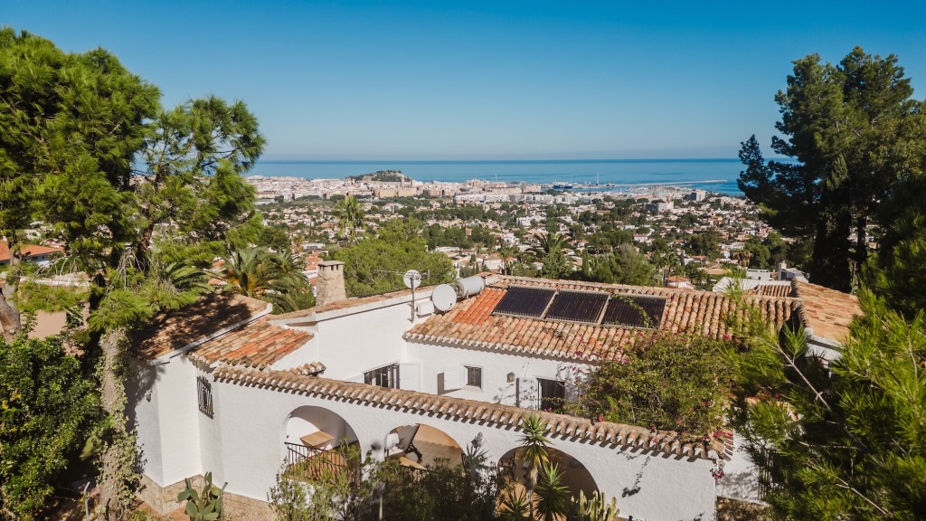 xlarge_CBNAAP1793_49736_V0_EDA5