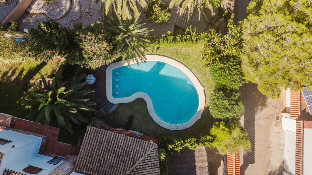 xlarge_CBNAAP1793_49741_V0_B5C3