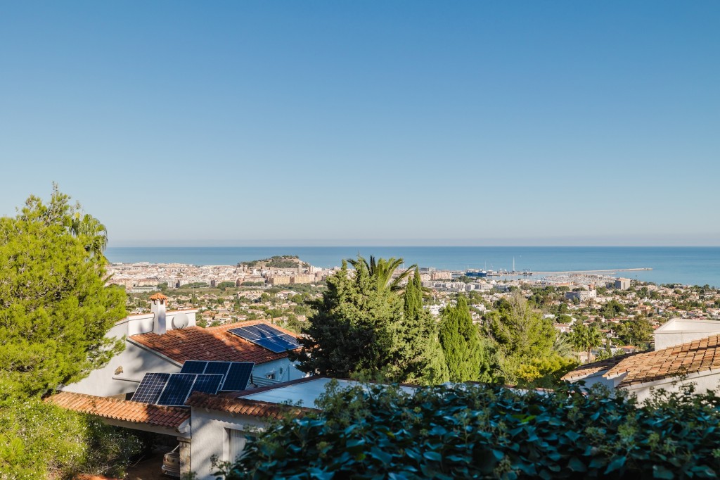 xlarge_CBNAAP1793_49743_V0_E616