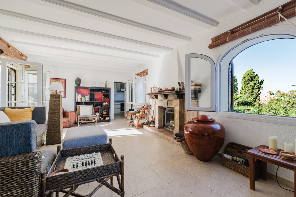 xlarge_CBNAAP1793_49752_V0_7621