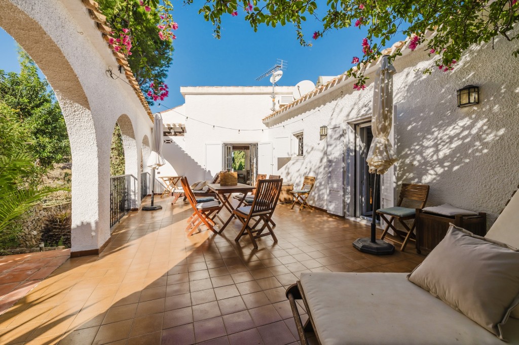 xlarge_CBNAAP1793_49761_V0_7BC2