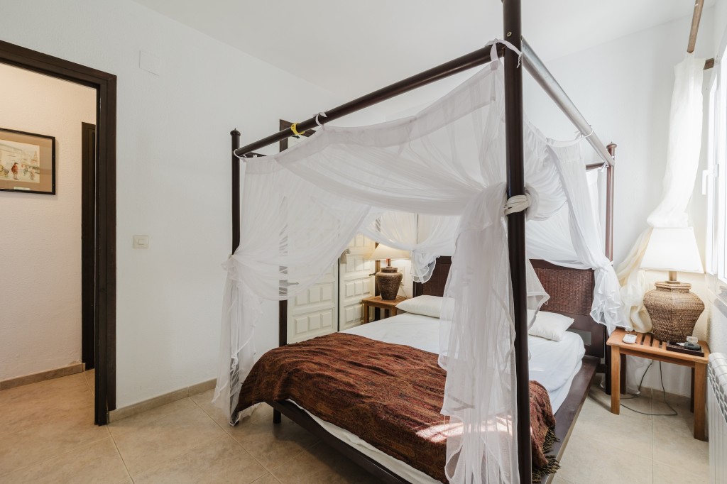 xlarge_CBNAAP1793_49767_V0_595C