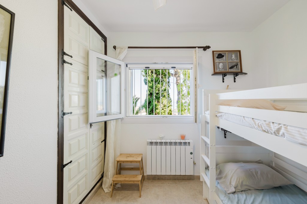 xlarge_CBNAAP1793_49772_V0_C8EF