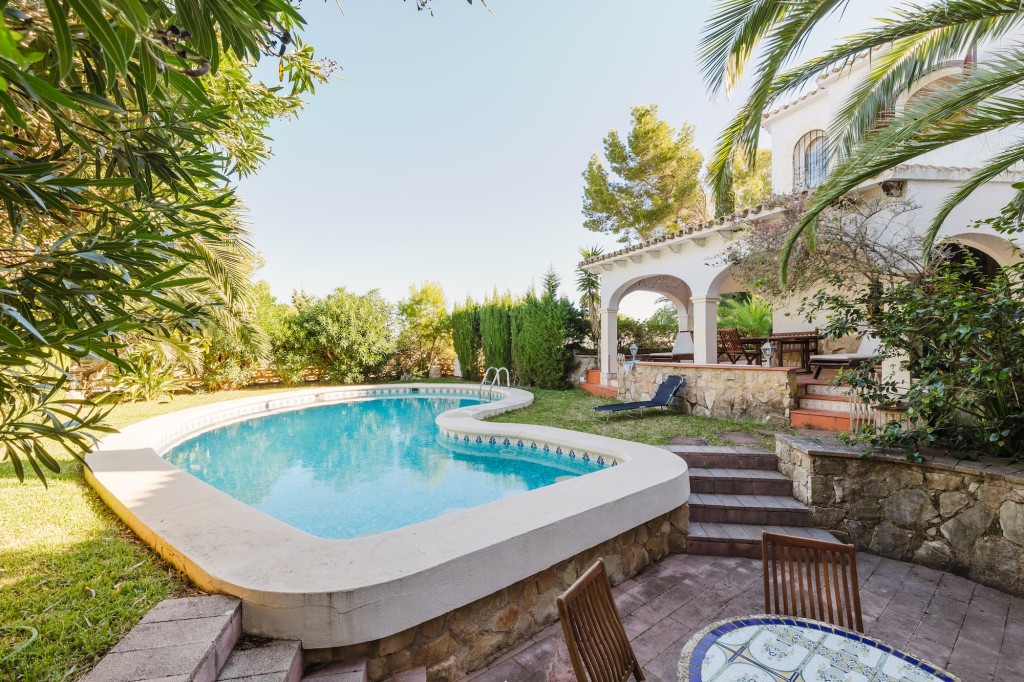 Villa de Lujo en Montgó