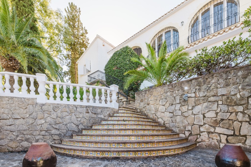 xlarge_CBNAAP1793_49795_V0_B077