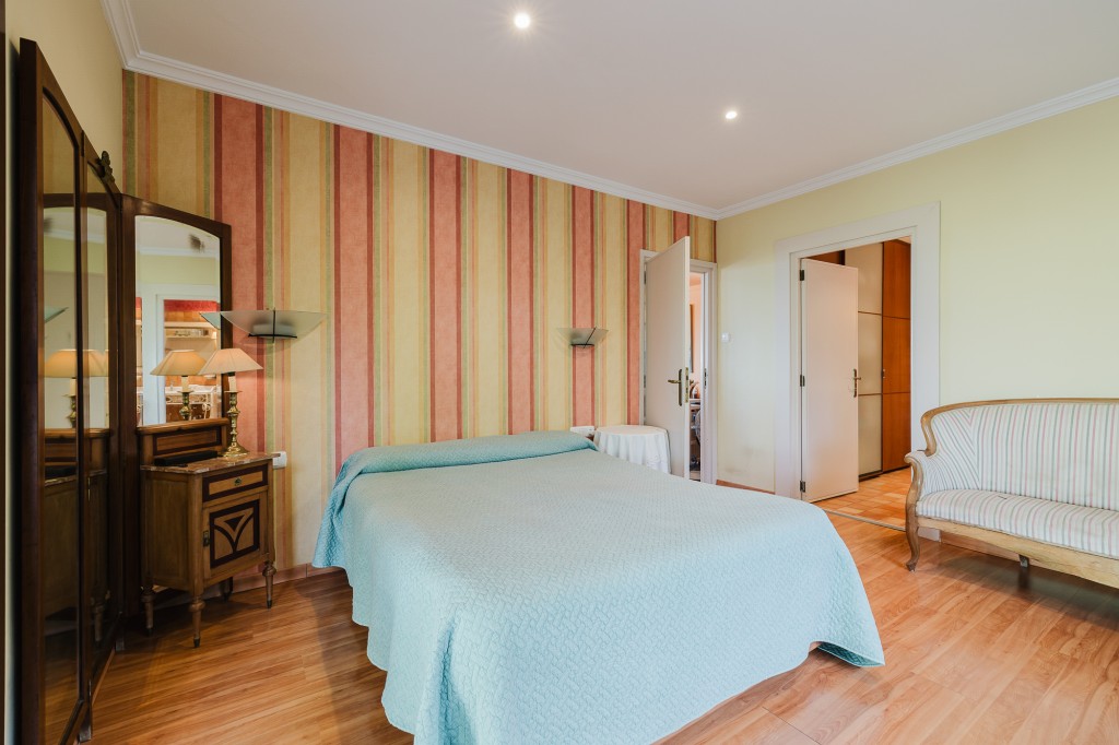 xlarge_CBNAAP1794_49192_V0_ACCB