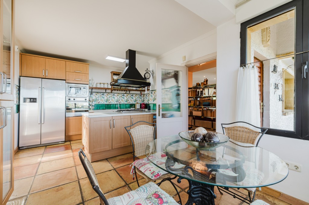 xlarge_CBNAAP1794_49202_V0_CC58