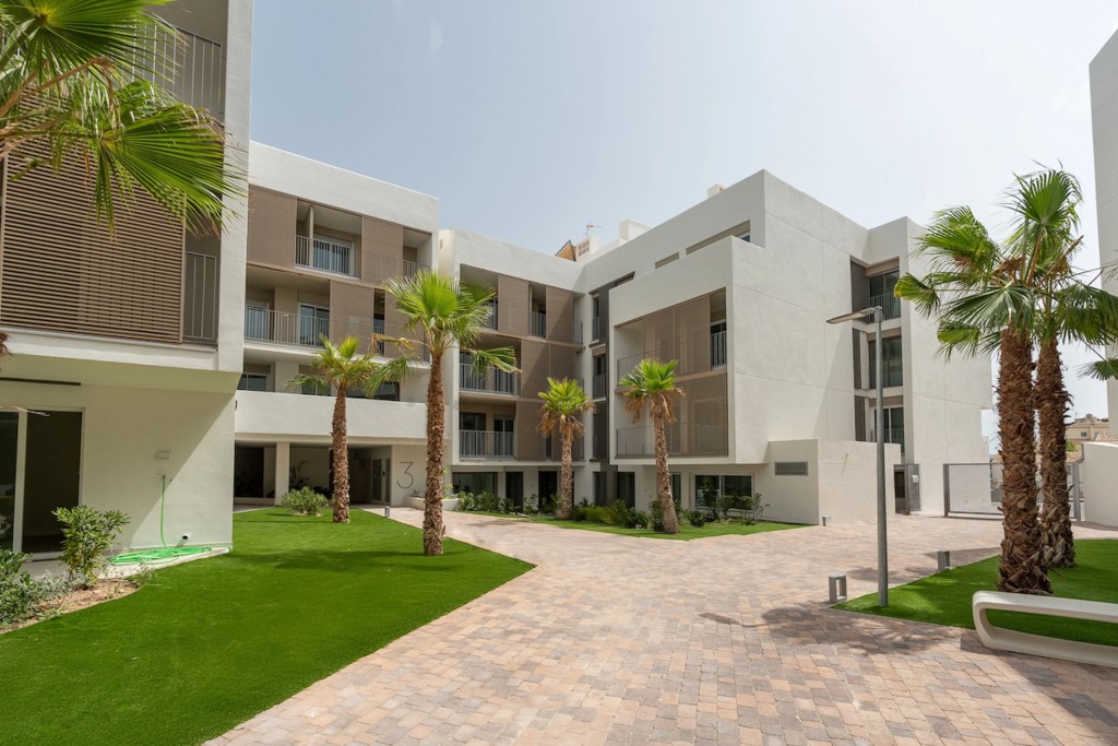 xlarge_CBNAAP1804_48287_V0_0620