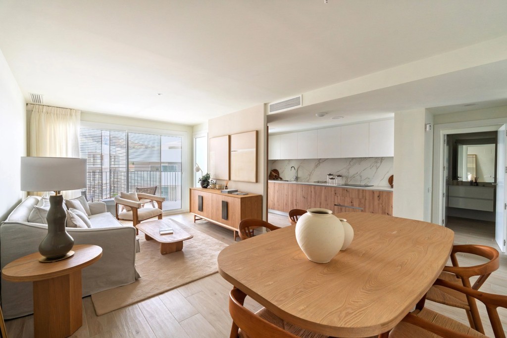 xlarge_CBNAAP1804_48292_V0_9036