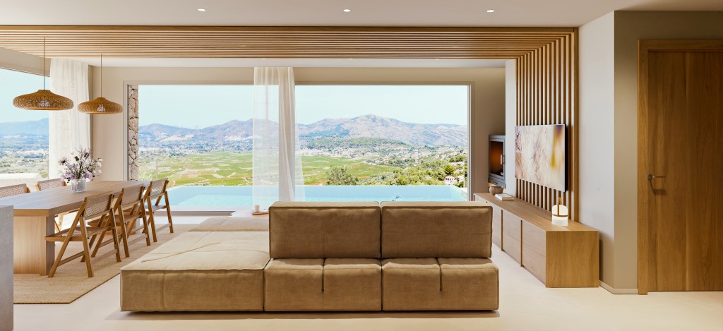 xlarge_CBNAAP1816_48657_V0_1476