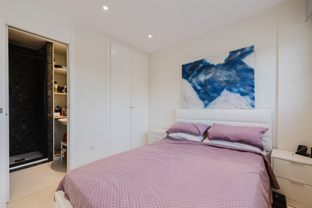 xlarge_CBNAAP1828_49442_V0_F447