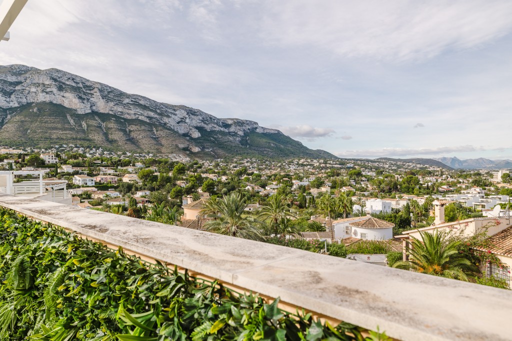 xlarge_CBNAAP1828_49462_V0_0A7E