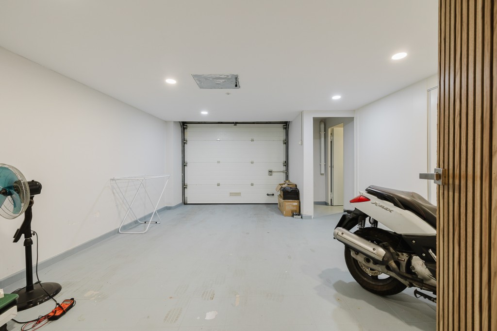 xlarge_CBNAAP1828_49475_V0_845D