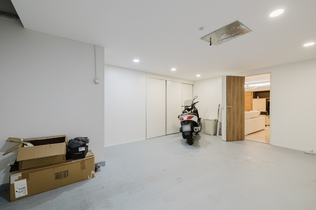 xlarge_CBNAAP1828_49477_V0_EC6D