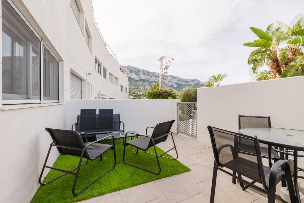 xlarge_CBNAAP1828_49482_V0_0257