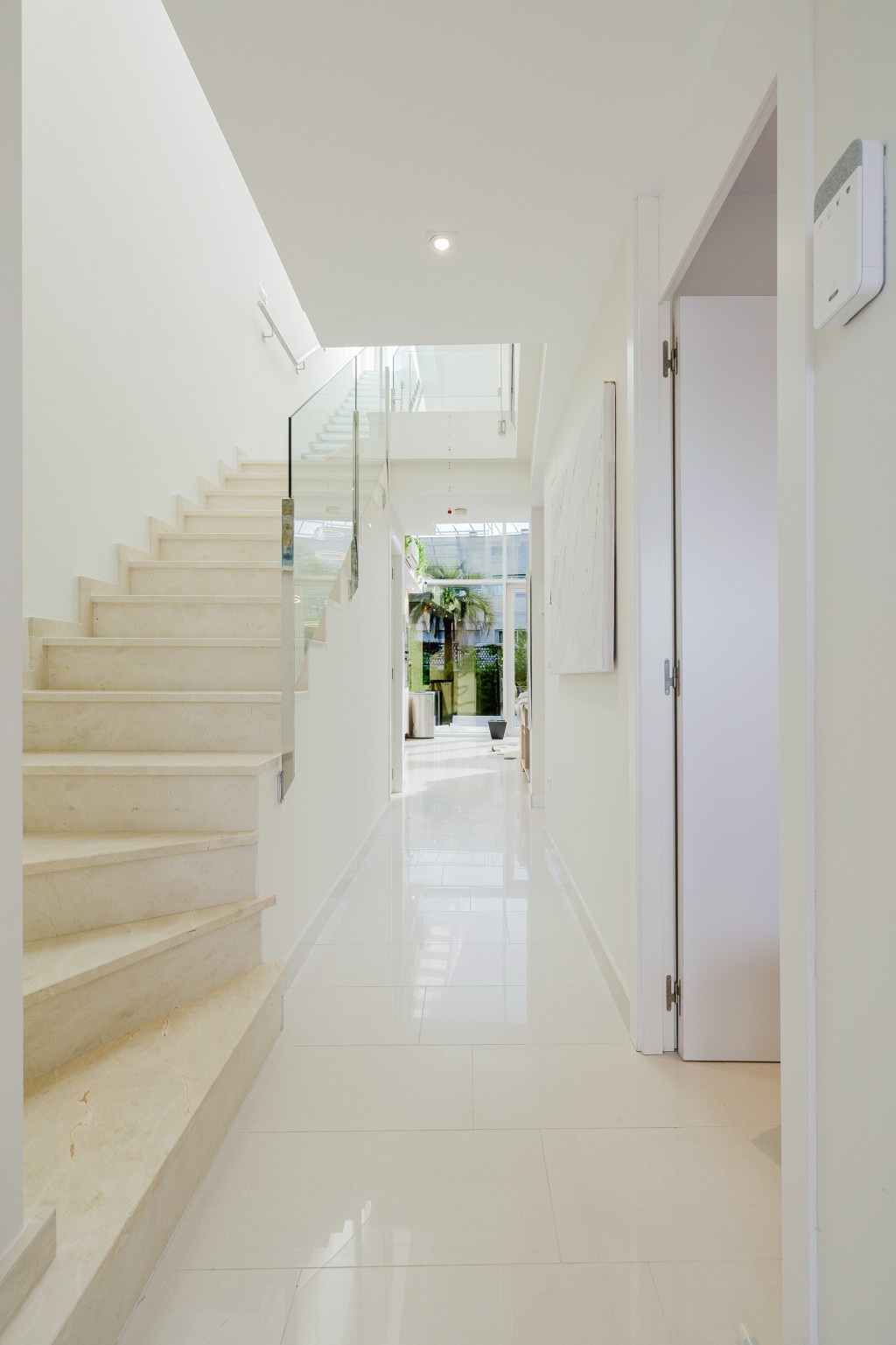 xlarge_CBNAAP1828_49483_V0_8F6F