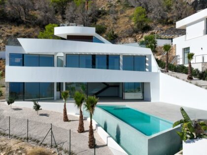 Villa de lujo en Altea Hills - Elegancia contemporánea con impresionantes vistas al mar