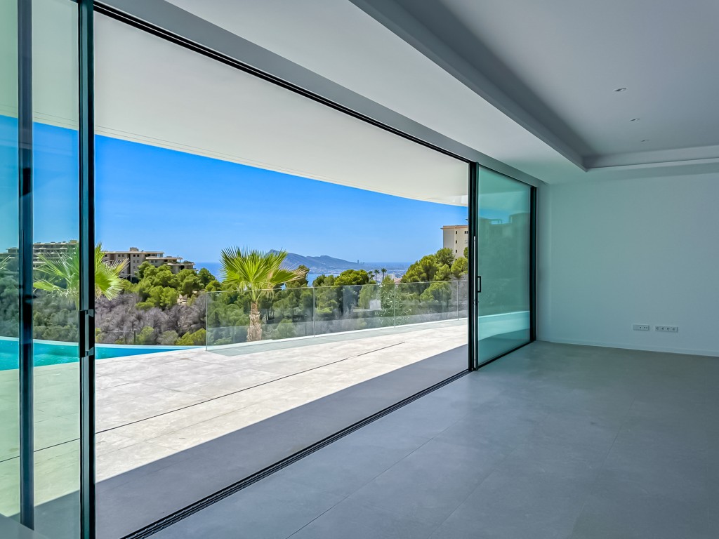 xlarge_CBNAAP31_49506_V0_7BBC