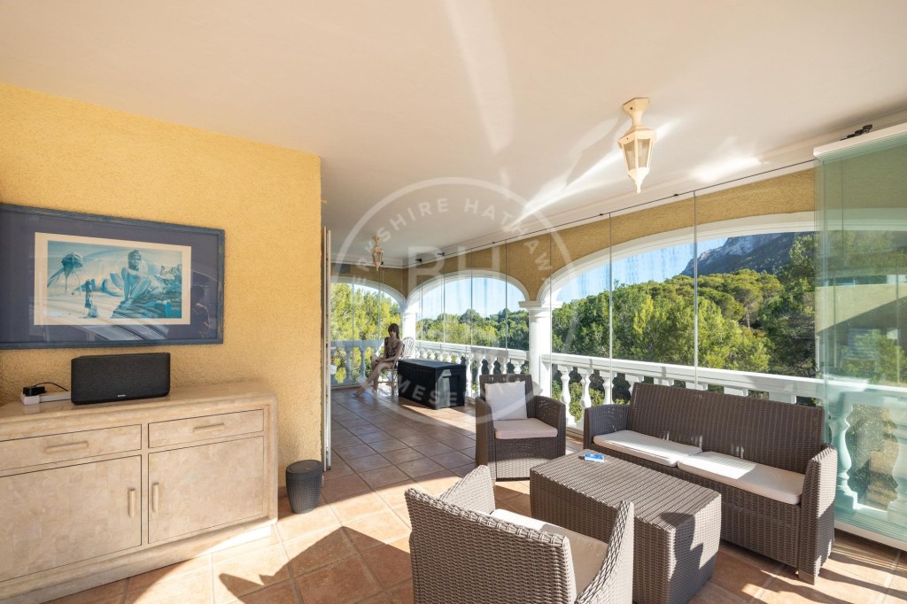 xlarge_CBNAAP330_5622_V0_EF66