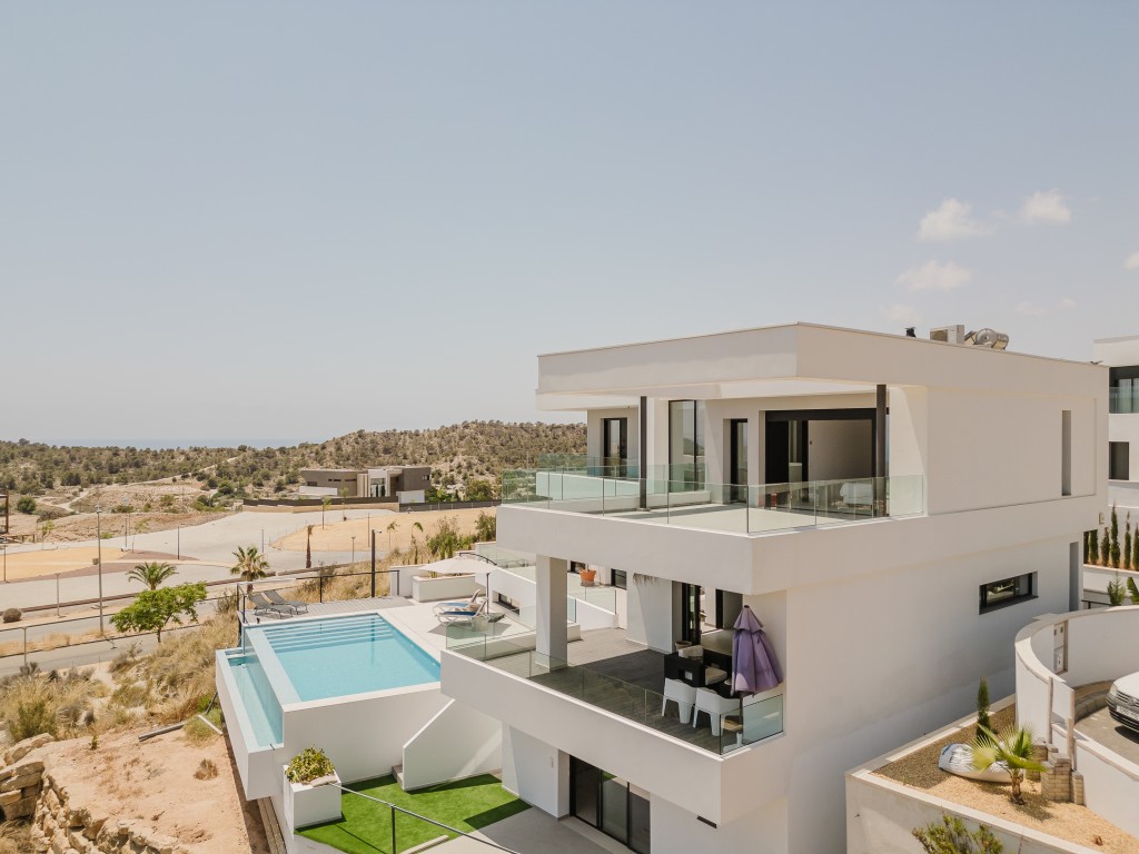 xlarge_CBNAAP1040_41028_V0_2569