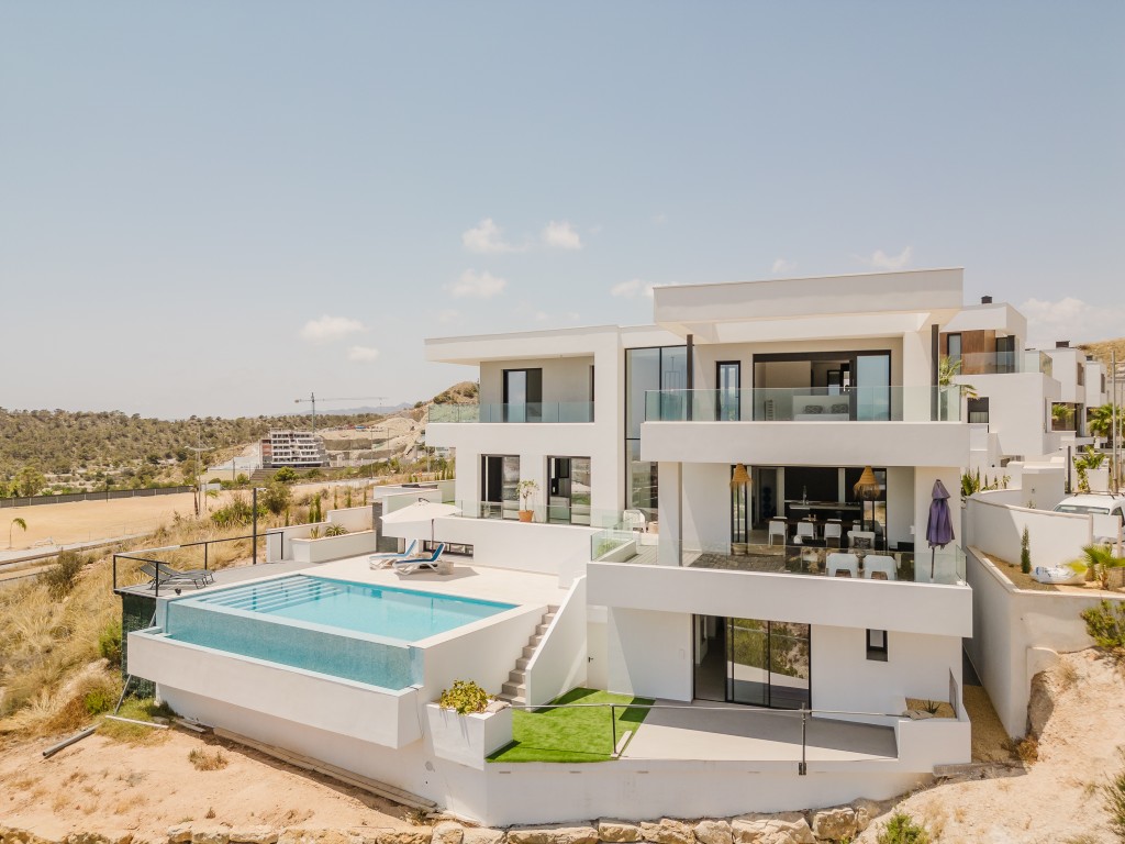 xlarge_CBNAAP1040_41030_V0_7E61