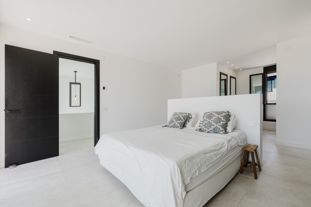 xlarge_CBNAAP1040_41035_V0_2A20