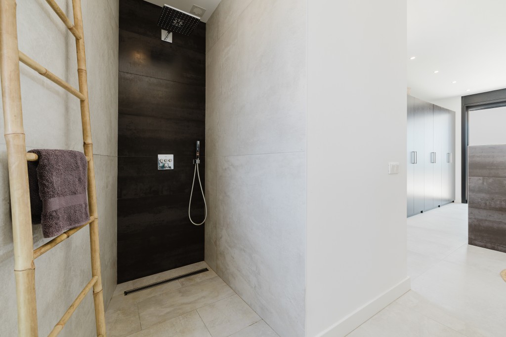 xlarge_CBNAAP1040_41037_V0_C53E