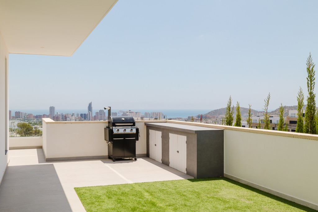 xlarge_CBNAAP1040_41055_V0_EA14