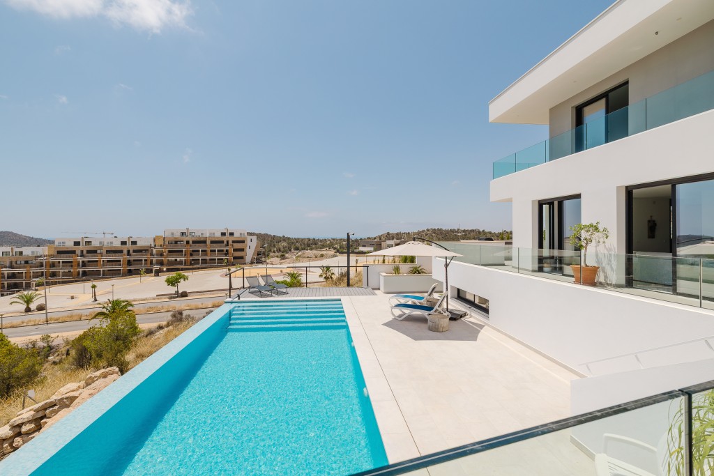 xlarge_CBNAAP1040_41058_V0_F51D