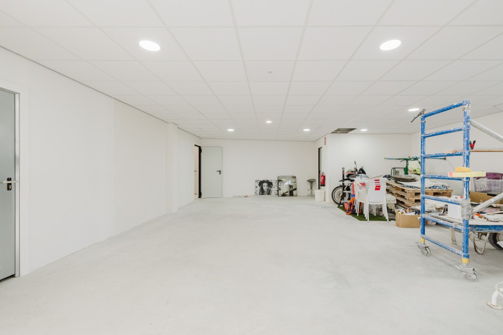 xlarge_CBNAAP1040_41067_V0_063C