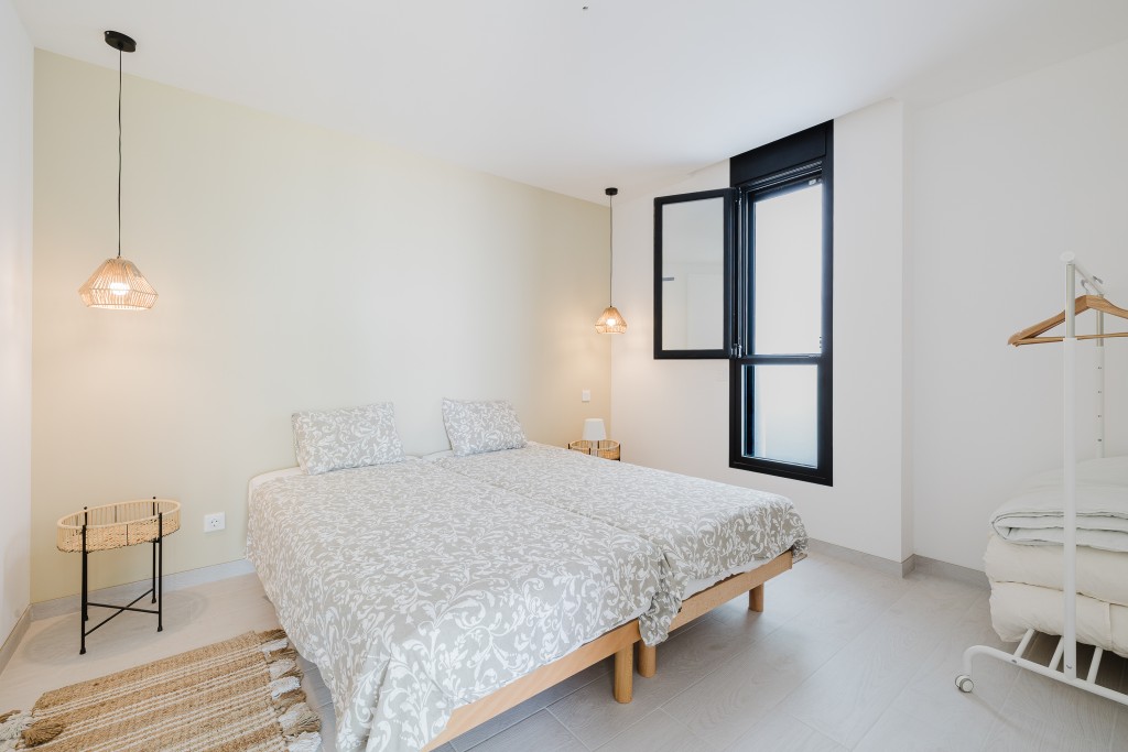 xlarge_CBNAAP1040_41069_V0_CE27