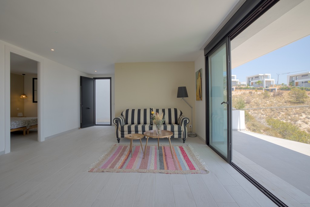 xlarge_CBNAAP1040_41072_V0_1490