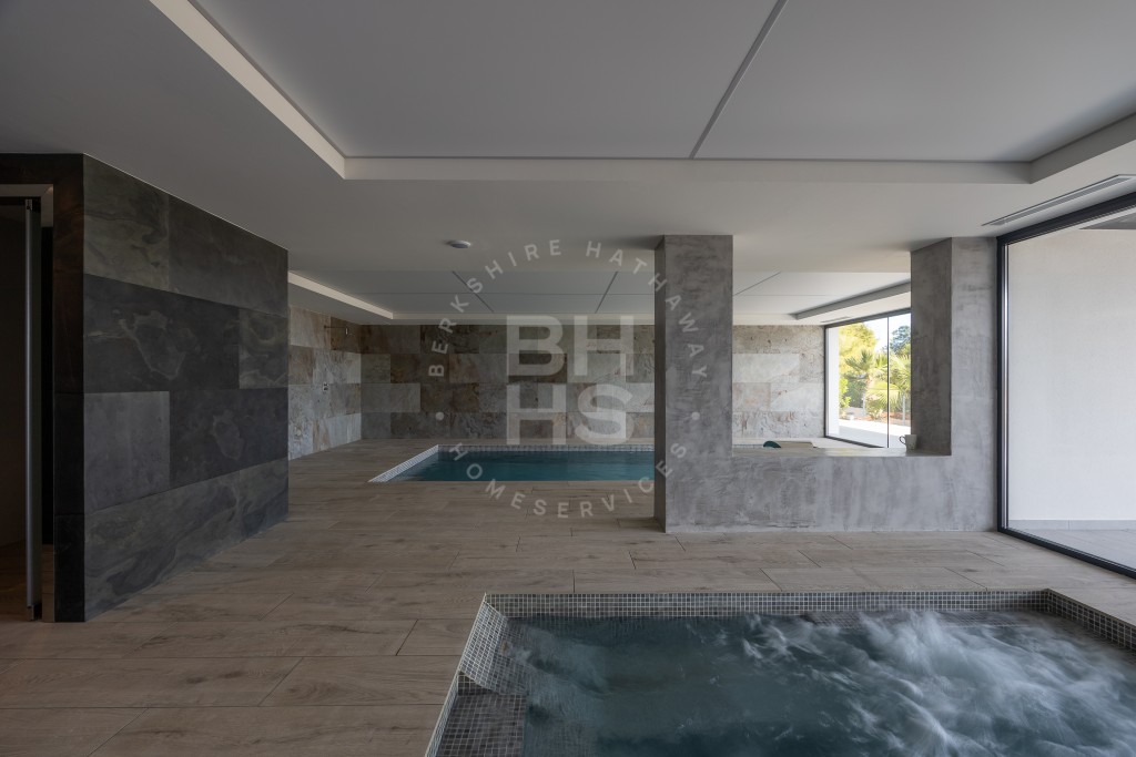 xlarge_CBNAAP1081_23840_V0_E46E