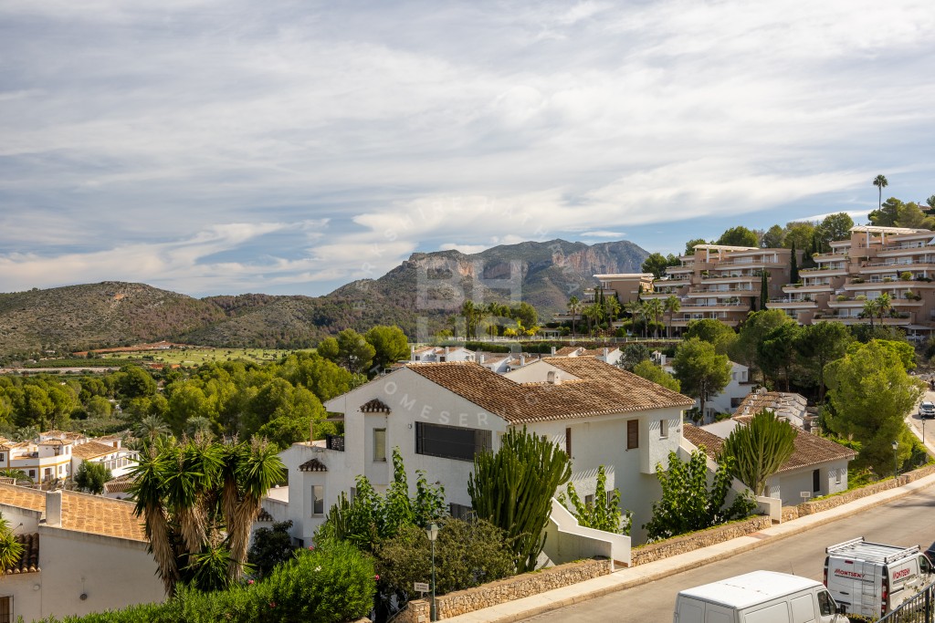 xlarge_CBNAAP1081_23844_V0_D76B