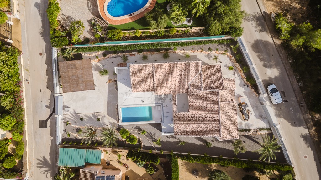 xlarge_CBNAAP1370_49938_V0_B909