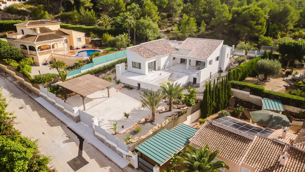 xlarge_CBNAAP1370_49939_V0_5A4B