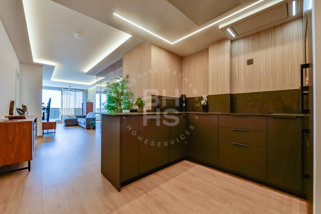 xlarge_CBNAAP1444_35392_V0_C2D1