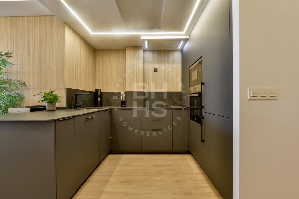 xlarge_CBNAAP1444_35393_V0_58B6