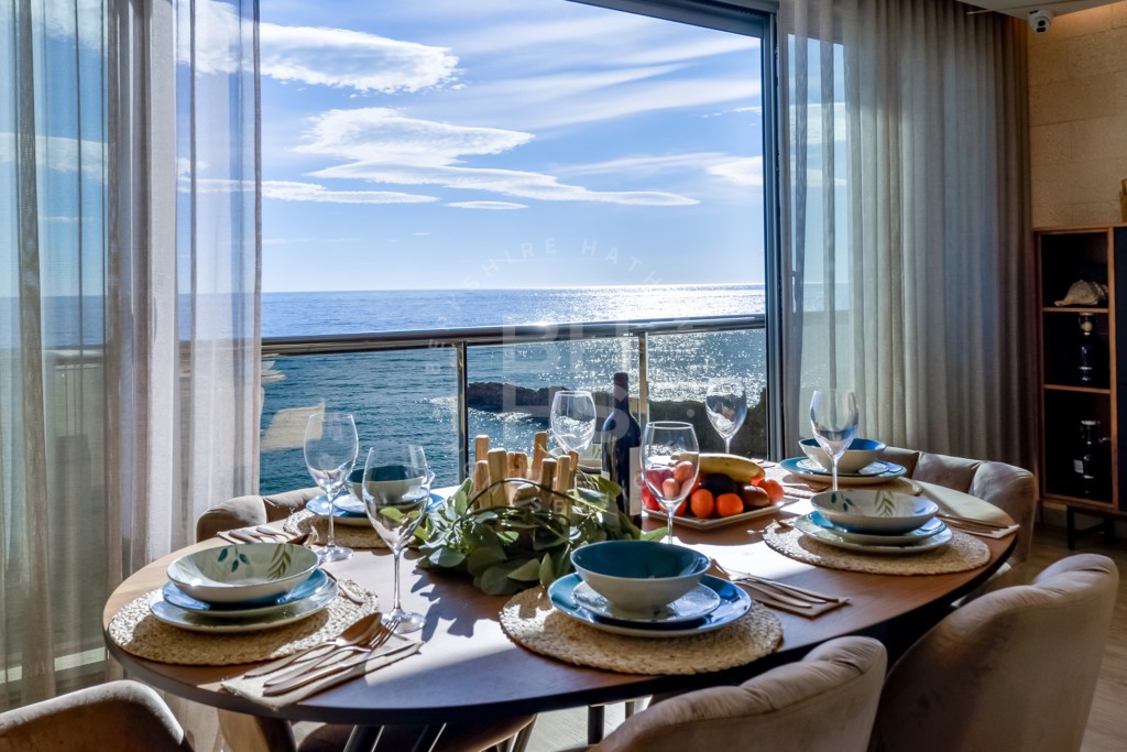 xlarge_CBNAAP1444_35416_V0_82DF