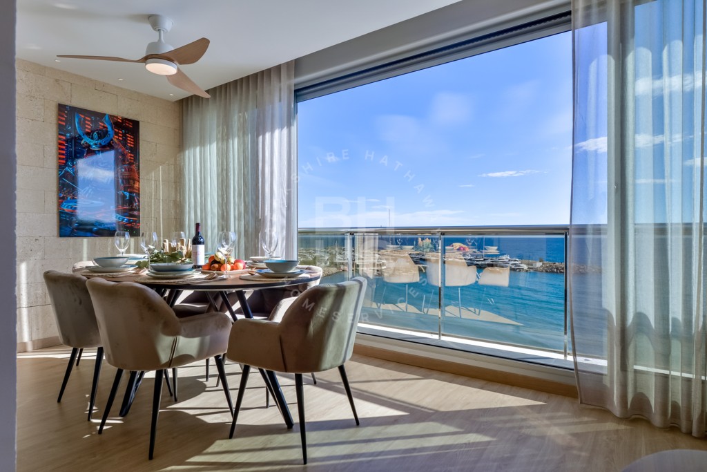 xlarge_CBNAAP1444_35417_V0_E937